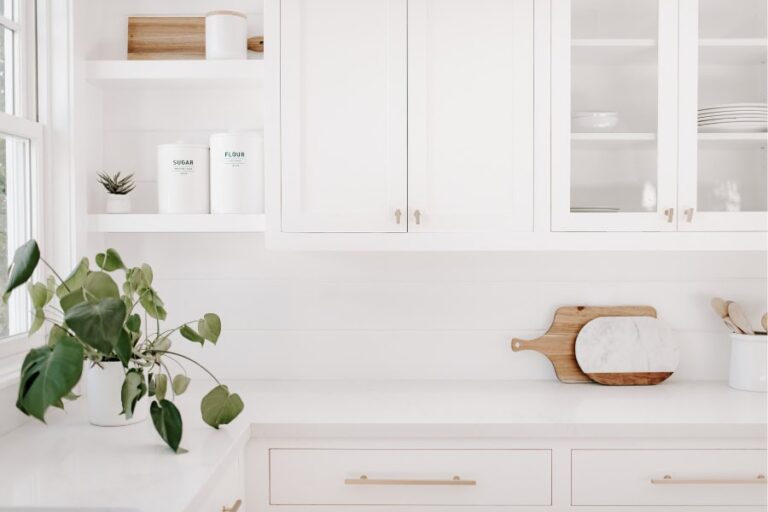 17 Minimalist Kitchen Ideas You'll Love