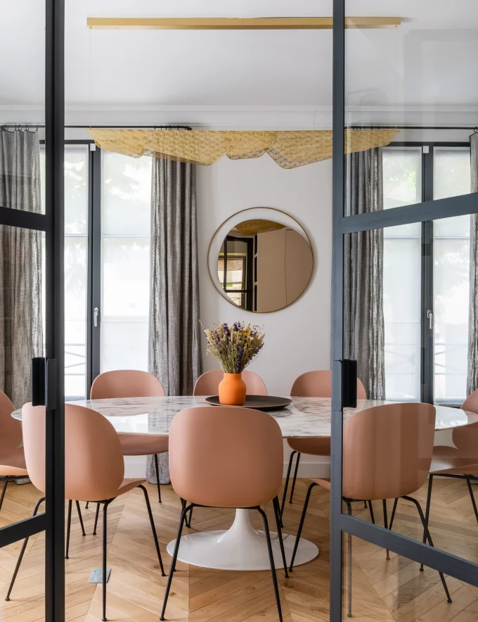 Modern Dining Room Decor